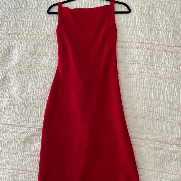 Gorgeous Dsquared red midi dress. - Picture 3 of 7